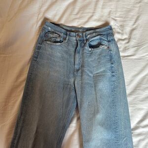 American Eagle Outfitters Baggy Jeans